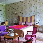 ベッド・アンド・ブレックファスト Chateau De 3*
