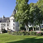 ベッド・アンド・ブレックファスト Chateau De 3*
