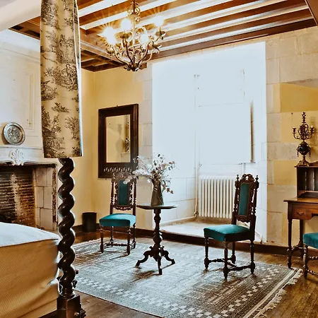 Chateau De Bed & Breakfast