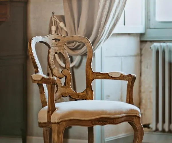 Chateau De Crazannes