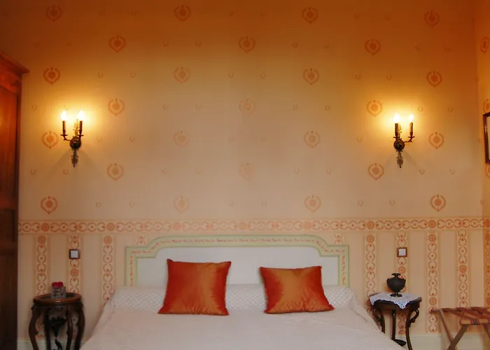 Bed and breakfast Chateau De 3*